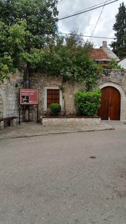 Ferienwohnung Apartman -Stan U Centru Trebinje Exterior foto